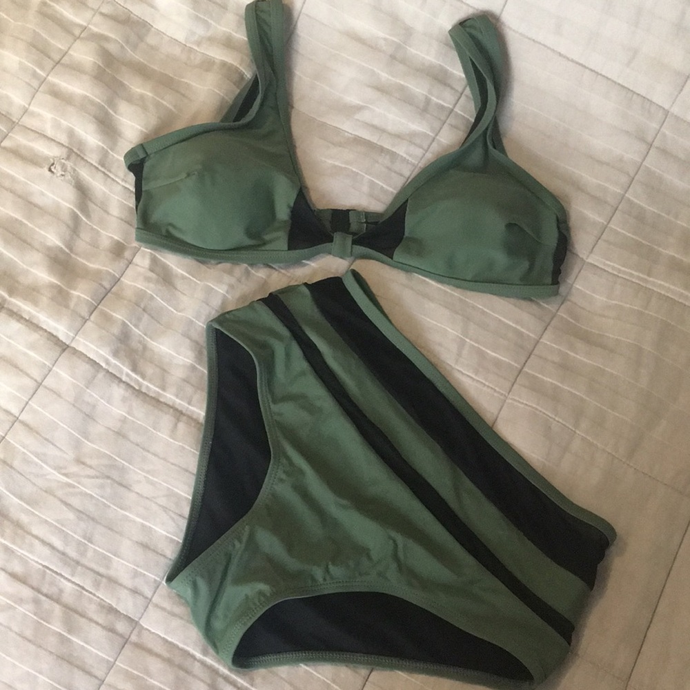 High waisted bikini